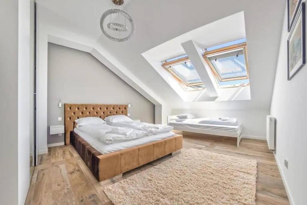 Close-golden - Cozy And Bright - Great Location &swietej Barbary Huoneisto Gdańsk